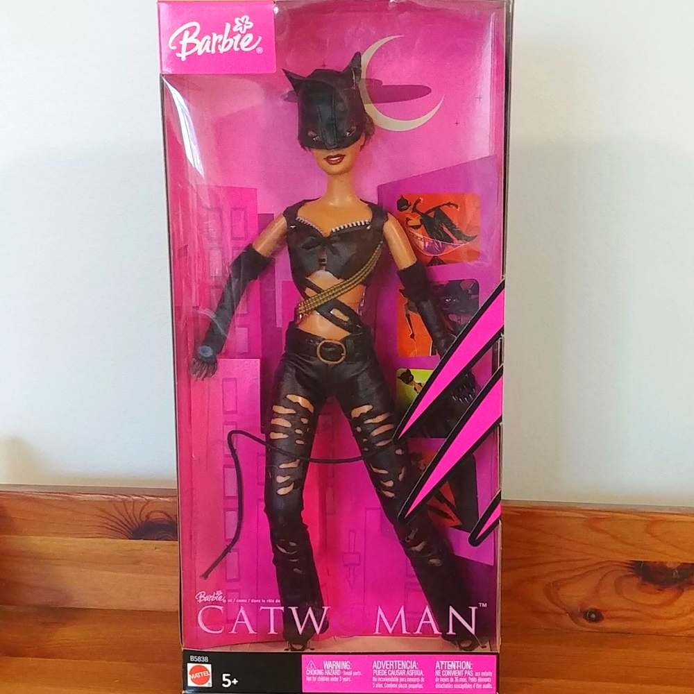 NEW Halle Berry Cat Woman 2004 Barbie + FREE Item